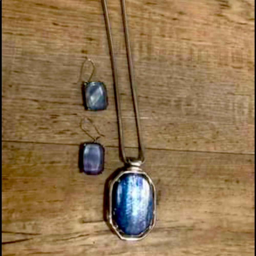 Chico’s Reversible Blue Stone Necklace & Earrings